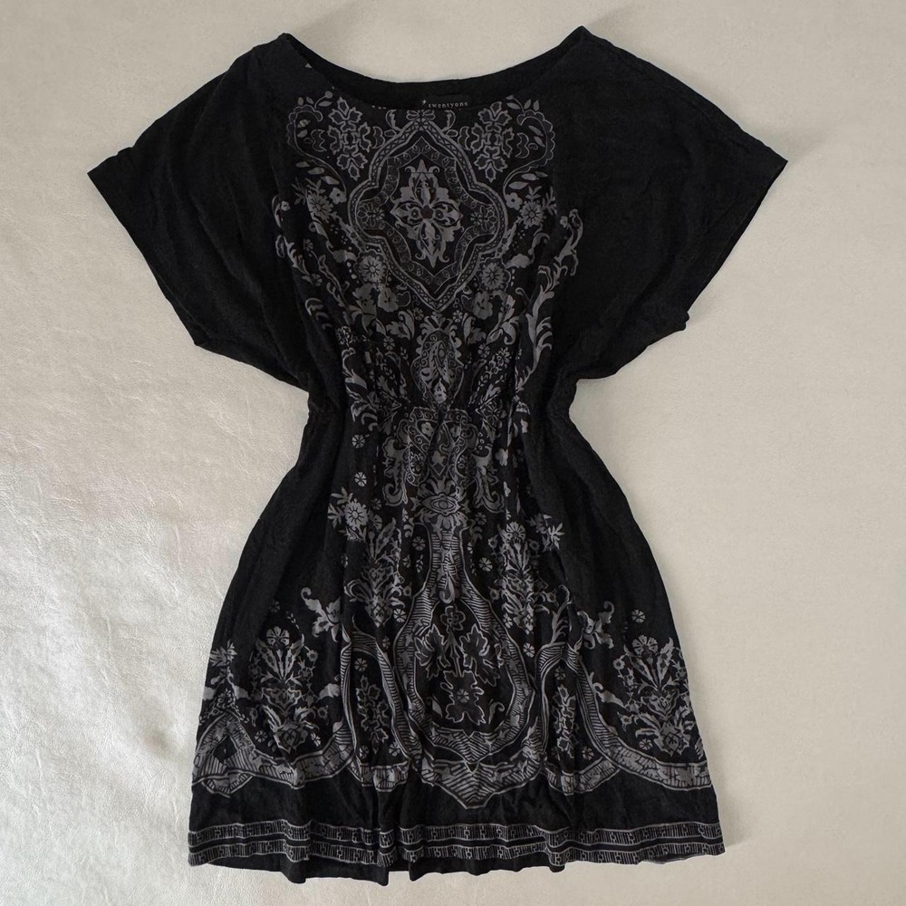 2000s twenty one black paisley dress with belt loops